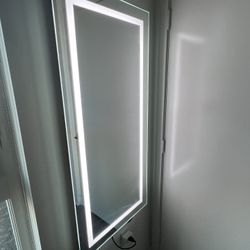 LED Vanity Mirror