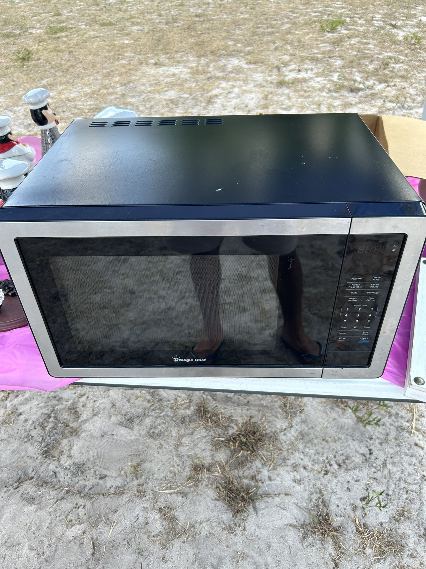 Magic Chef Microwave