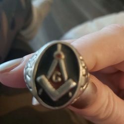 Large Sterling Silver Mens Ring!
