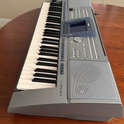 YAMAHA PSR 1500