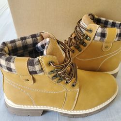 Tan  Boots
