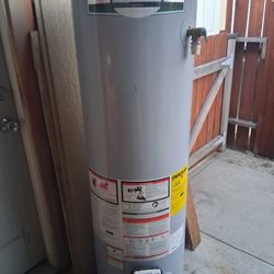 Use Water Heater  40 Gallons 