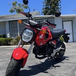 🚨 2022 Honda Grom – Like New – Only 1,000 Miles! 🚨