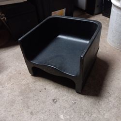 Winco Booster Seat
