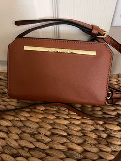 Steve Madden Wallet Crossbody – Brown w/ Gold Hardware