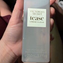 VS Tease  Spray Perfume Brand New