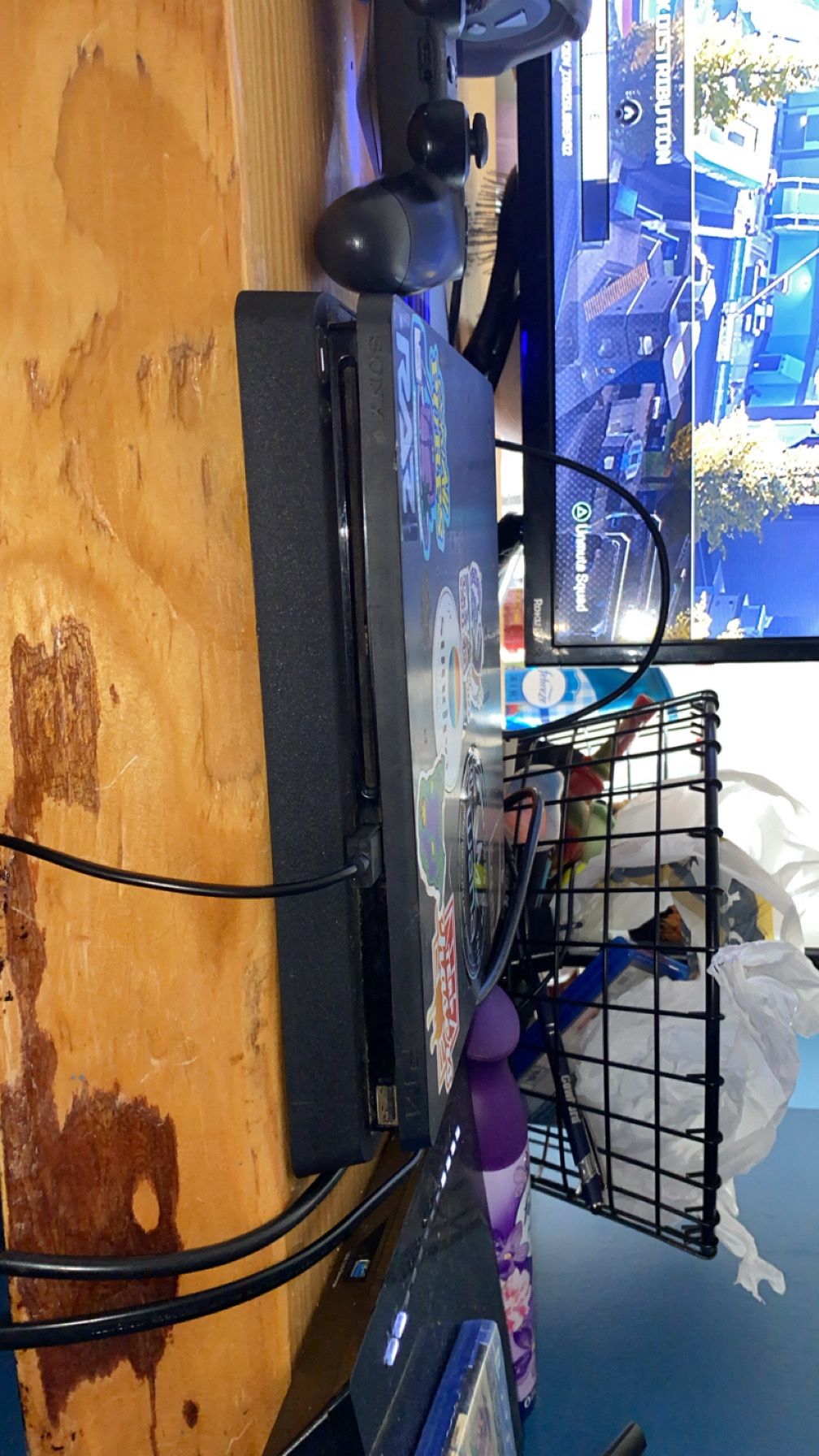 ONN Tv And PS4