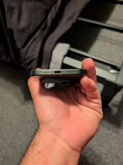 Apple iPhone 15 Pro Max Dark Gray (OBO)