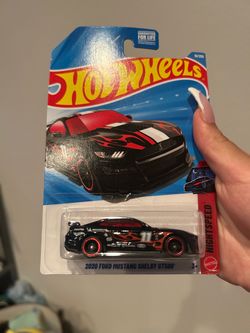 Hot wheels 2020 ford mustang Shelby gt500