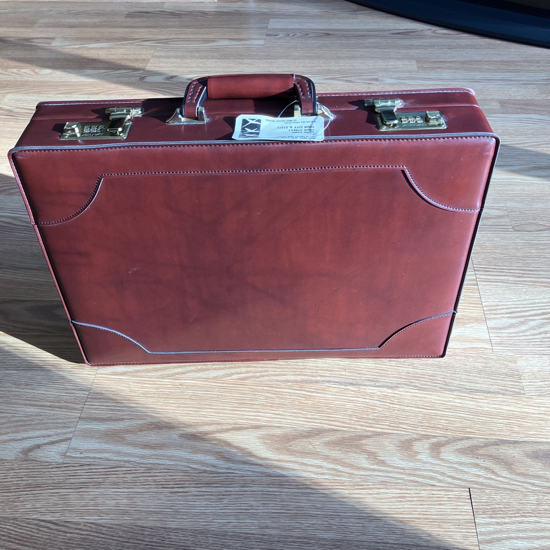 LEATHER BRIEFCASE 💼 by AIRWAY Brand New 🆕 