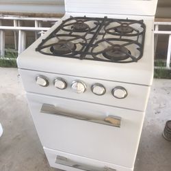 Vintage Dixie Apartment-sized Propane Oven