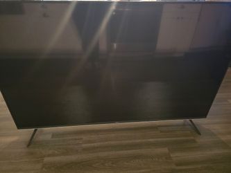 70" Vizio Color TV $150