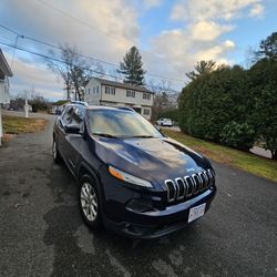 2017 Jeep Cherokee