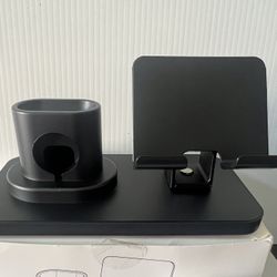 3-in-1 Charging Stand for Apple watch, Phone, Airpods. new in box Gray