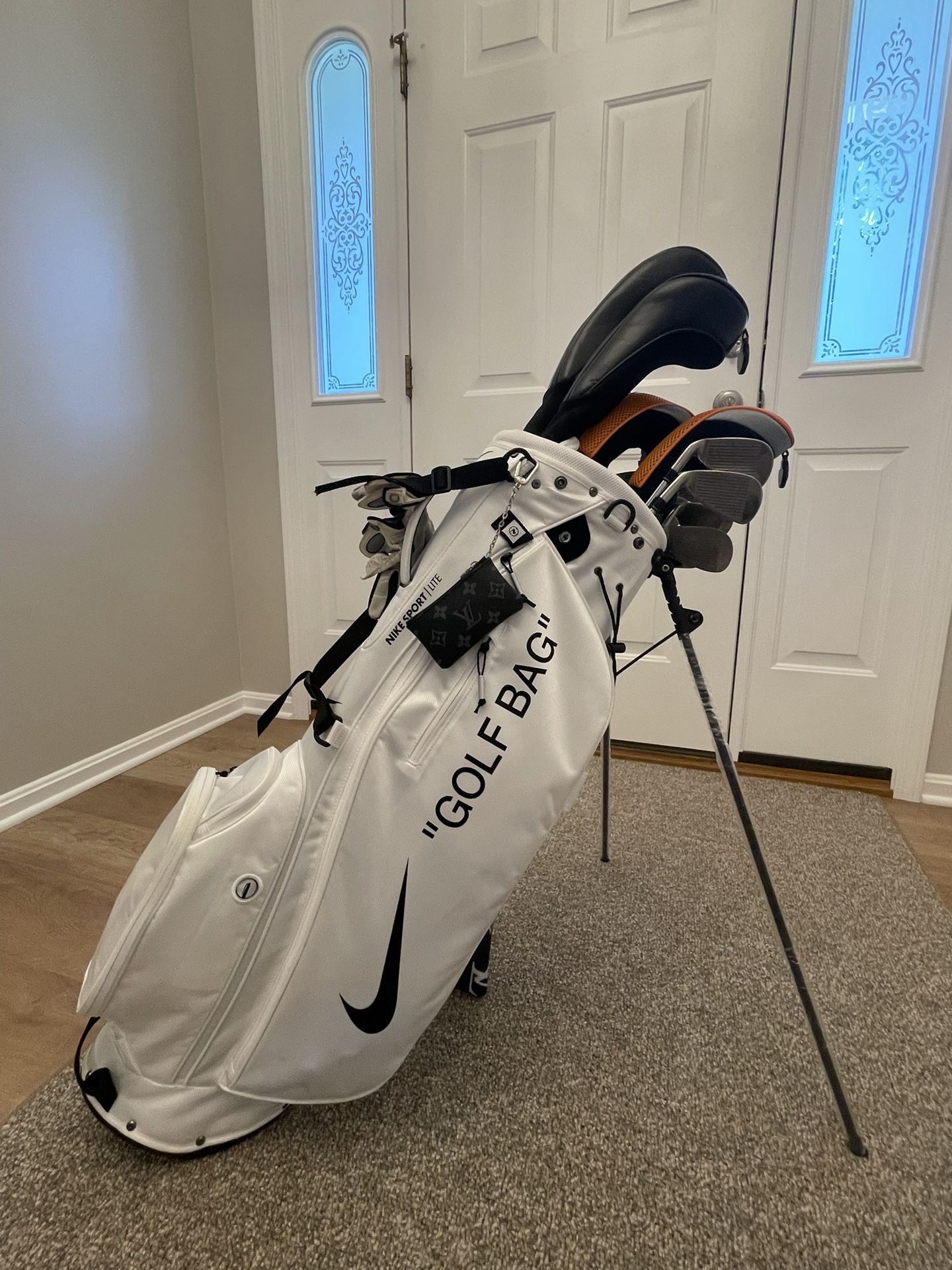 Custom Unofficial Nike X Off White X LV Golf Bag And Yeezy Cleats for Sale in Willoughby OH OfferUp