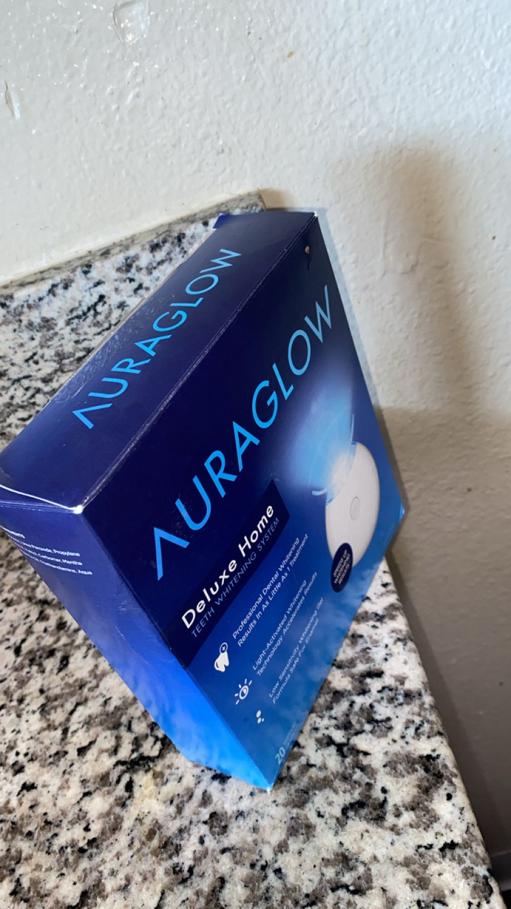 AURAGLOW Teeth whitening System