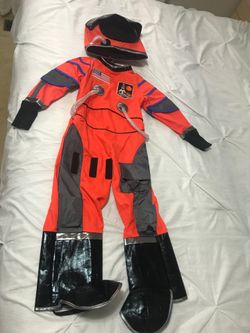 Kid’s Astronaut costume size 5-6