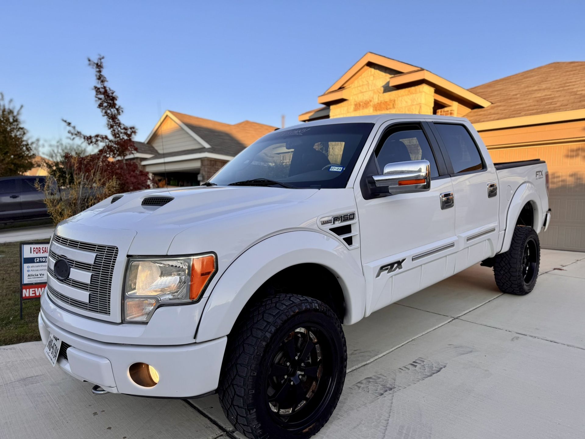 2010 Ford F-150 FX4 Truck