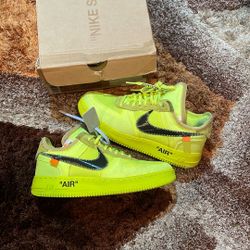 Off White Air Force 1 Volt