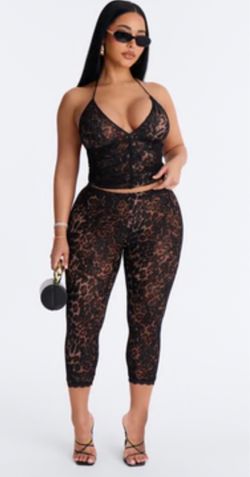 Two piece set lace