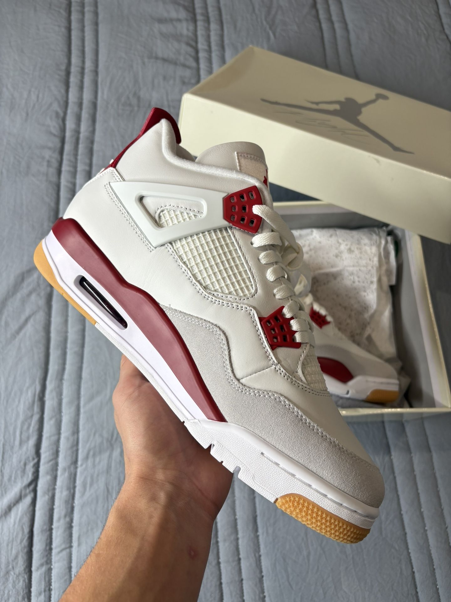 Air Jordan 4 Retro SB 
