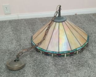 Tiffany-Style Stained Glass Pendant Swag Lamp