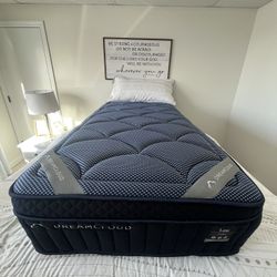 DreamCloud Ultra Hybrid Twin XL Mattress 