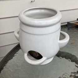 White Ceramic Strawberry Pot