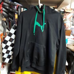 Puma Hooded Sweat Shirt. Size. XL Perfect Condition 