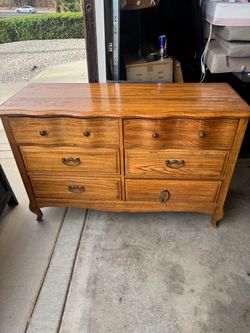 Vintage French Provincial Oak 6-Drawer Dresser as is need two drawer slide tracks. Still tight