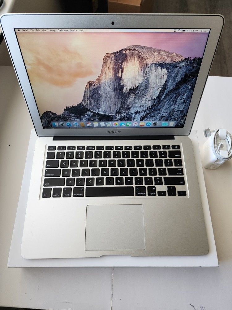 Apple MacBook Air 13" Early 2014 4GB Intel Core i5-4250U 128GB SSD BigSur Laptop