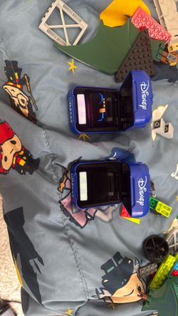 2 Disney Bitzees