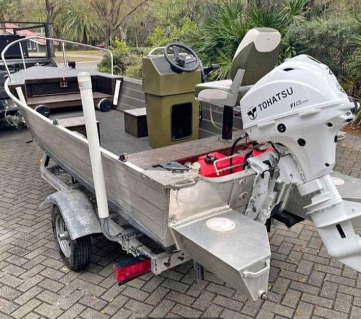 14 Foot Aluminum.Starcraft. Negotiable
