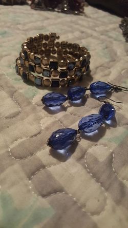 Bracelet & earing set