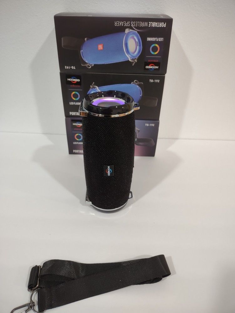 SPEAKER BLUETOOTH$25.NEW
