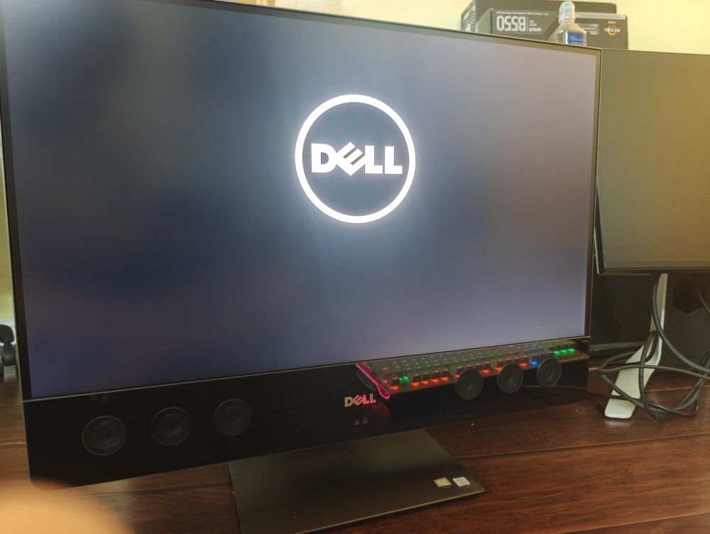 Dell All In One  4K PC(Precision 5720)