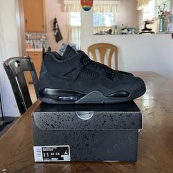 Jordan 4 Retro Black Cat (2025) Size 11