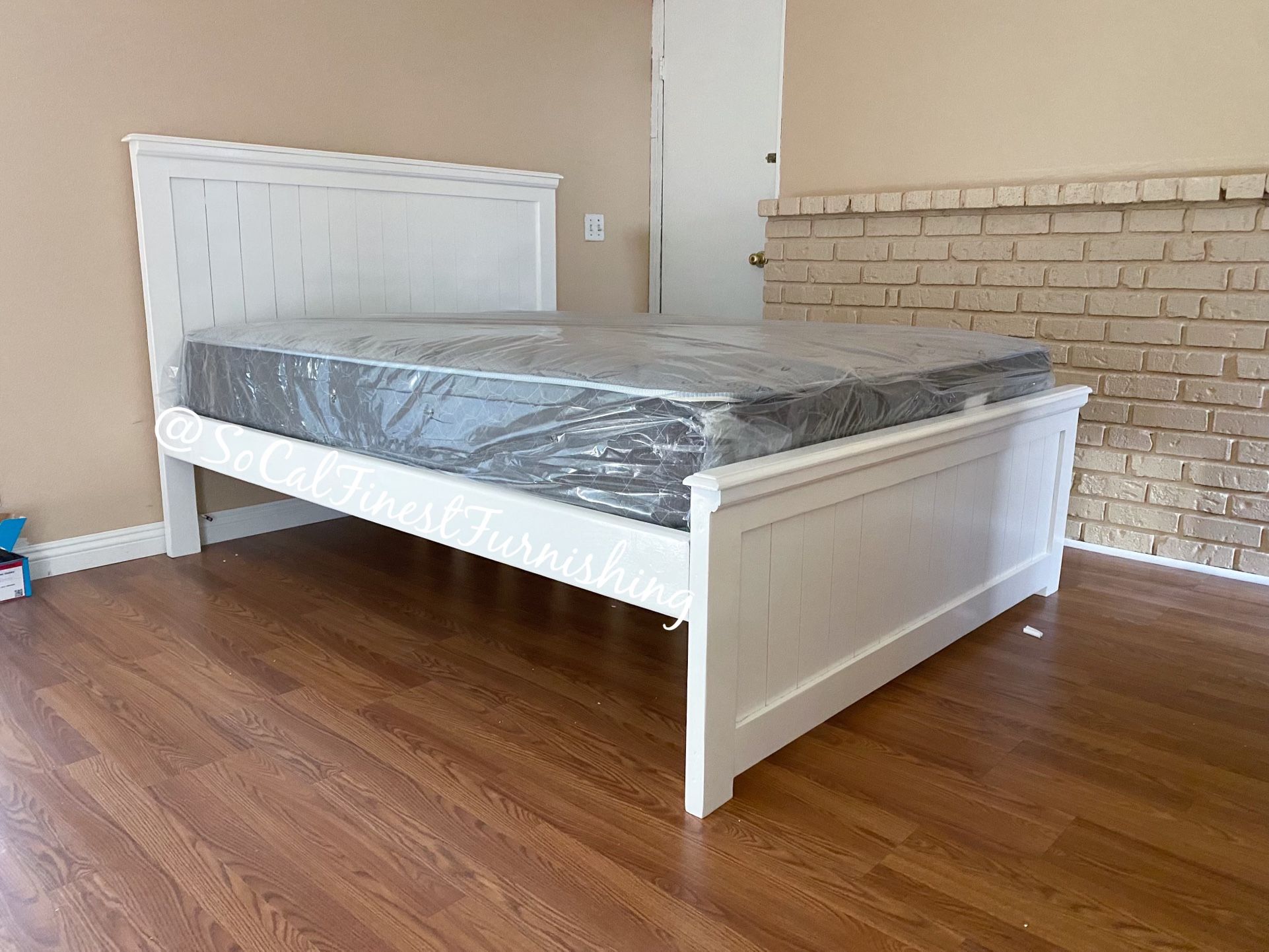 White Queen Bed With Mattress