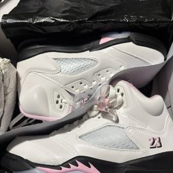 Medium pink Jordan retro 5s  $180