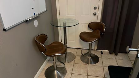Table & 2 Chairs