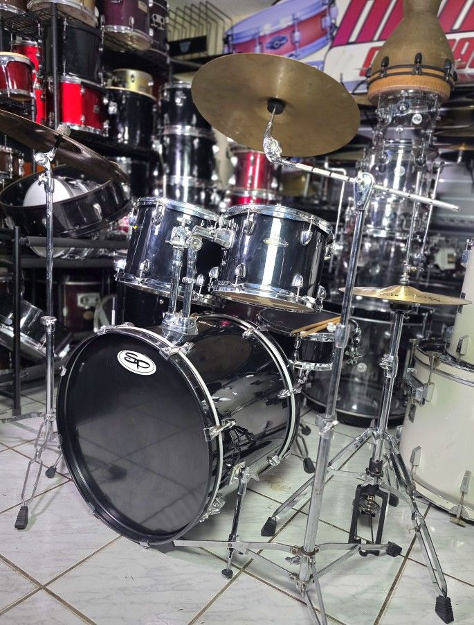 Complete Drum Set !! $400 Or Best Offer !