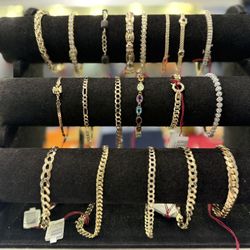 💎 10K–14K Gold & Diamond Bracelets | Financing & Layaway Available Easy Financing • Negotiations Welcome 599-5.999 Prices