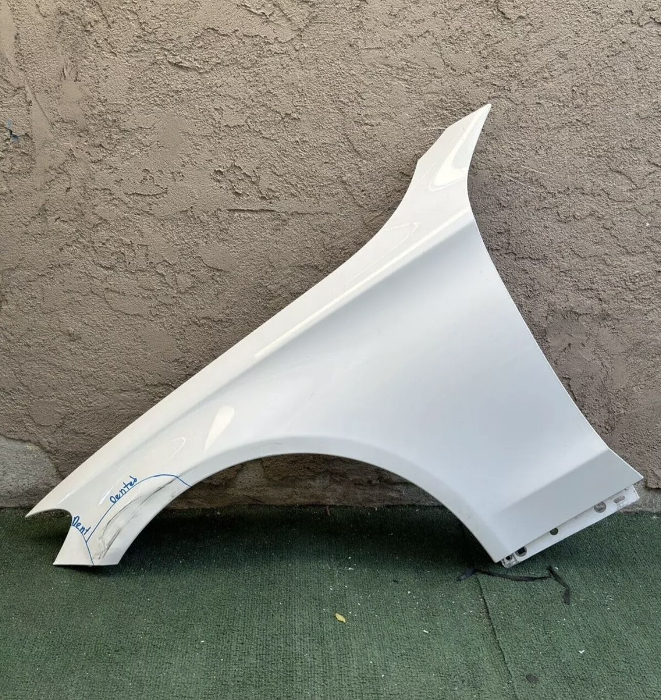 2015-2021 MERCEDES BENZ C300 C400 LEFT DRIVER FENDER PANEL OEM