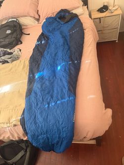 Mountain hardware sleeping bag