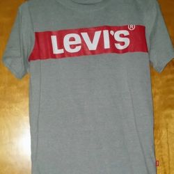 Boy's Levi's Gray With Red Logo Short-Sleeve Large Pullover T-Shirt