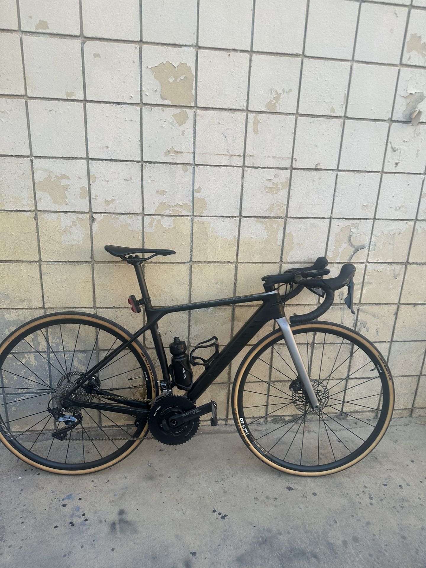 Canyon Road Bike
