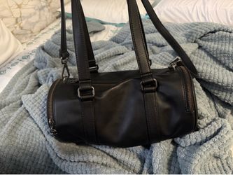 Medium Telfar Duffle-Black