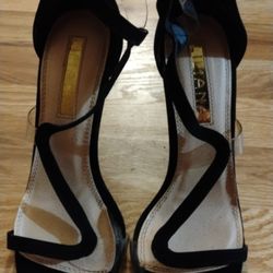 Women's 7.5 heels 👠 