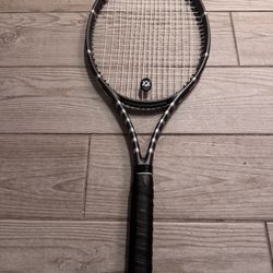 Tennis rackets 