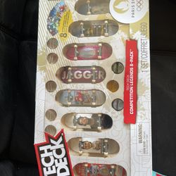 Tech Deck, Competition Legends 8-Pack Fingerboards with Collectible Cards, Olympic Games Paris 2024, Customizable Mini Skateboards, Kids Toys for Ages
